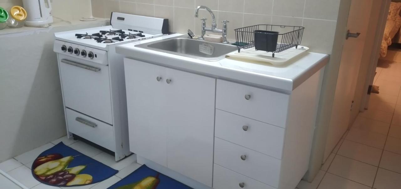 Appartement Annwin Annex à Saint James Extérieur photo